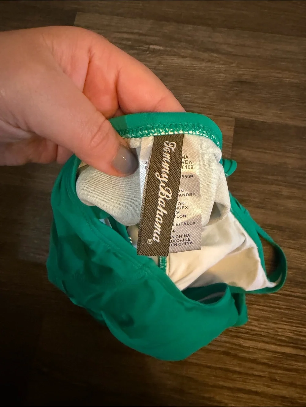 Tommy Bahama Women's One Piece Swimsuit Emerald Green, Padded Cups, Size 14 - Picture 5 of 6